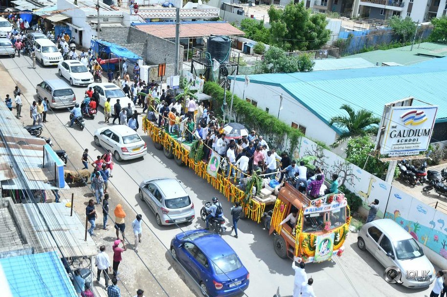 Celebrities-Pay-Homage-to-Vijaya-Nirmala-Garu